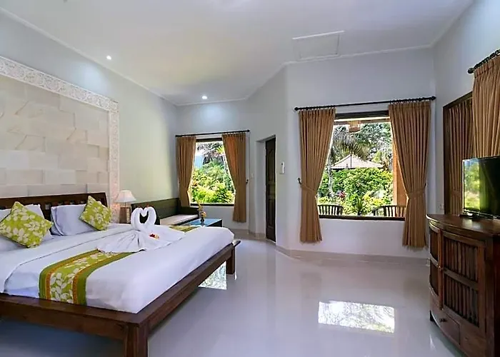 Fantastic Deluxe With Pool Near Residence
