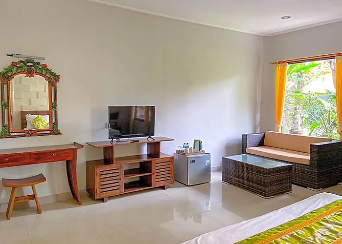 Fantastic Deluxe With Pool Near Residence