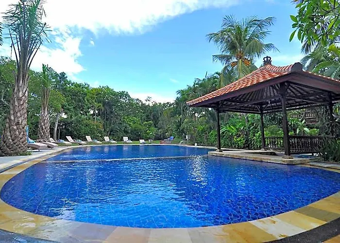 Fantastic Deluxe With Pool Near